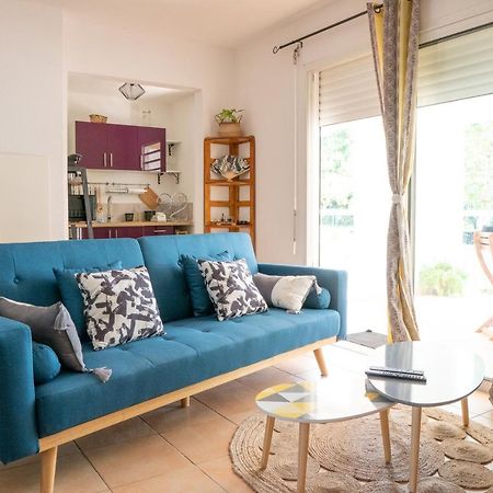 L'Ile Au Paon - Appartement T2 Avec Piscine Et Parking Les Abymes Exterior photo